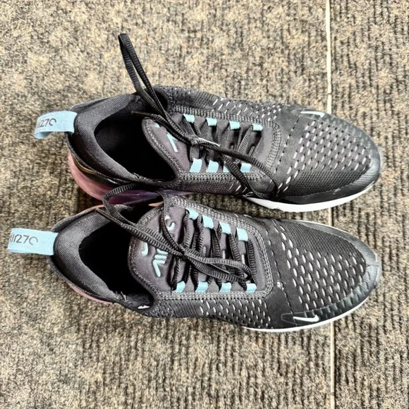 Nike Women’s  Air Max 270 shoes - Picture 2 of 4